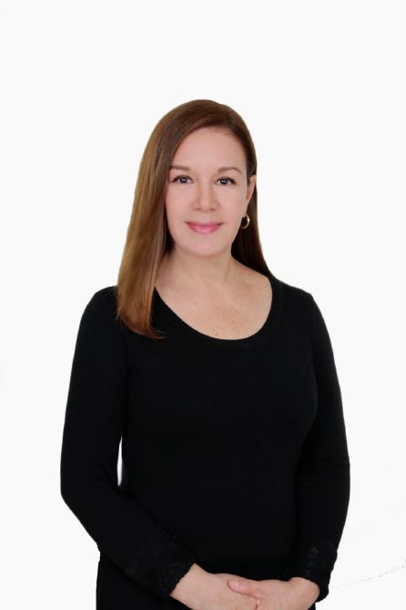 Dra. Cecilia Luhrs