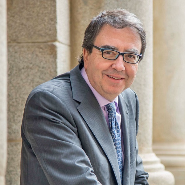 Fernando Galván 